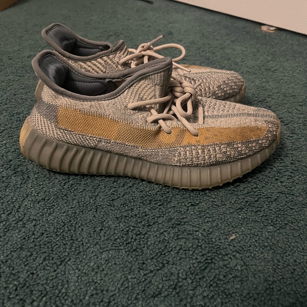Yeezy Boost 350 v2 Israfil Size 7 1/2 Men’s (offer)
